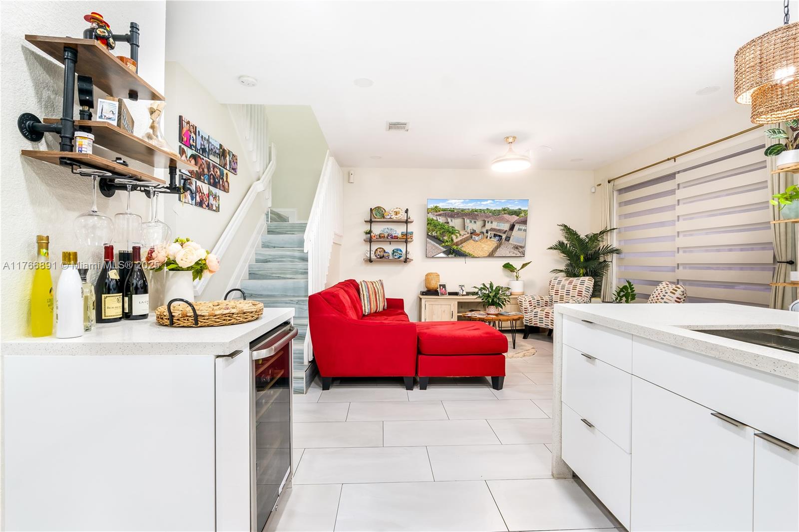 920 Southwest 154th Path Miami, FL 33194 - Photo 4 of 48