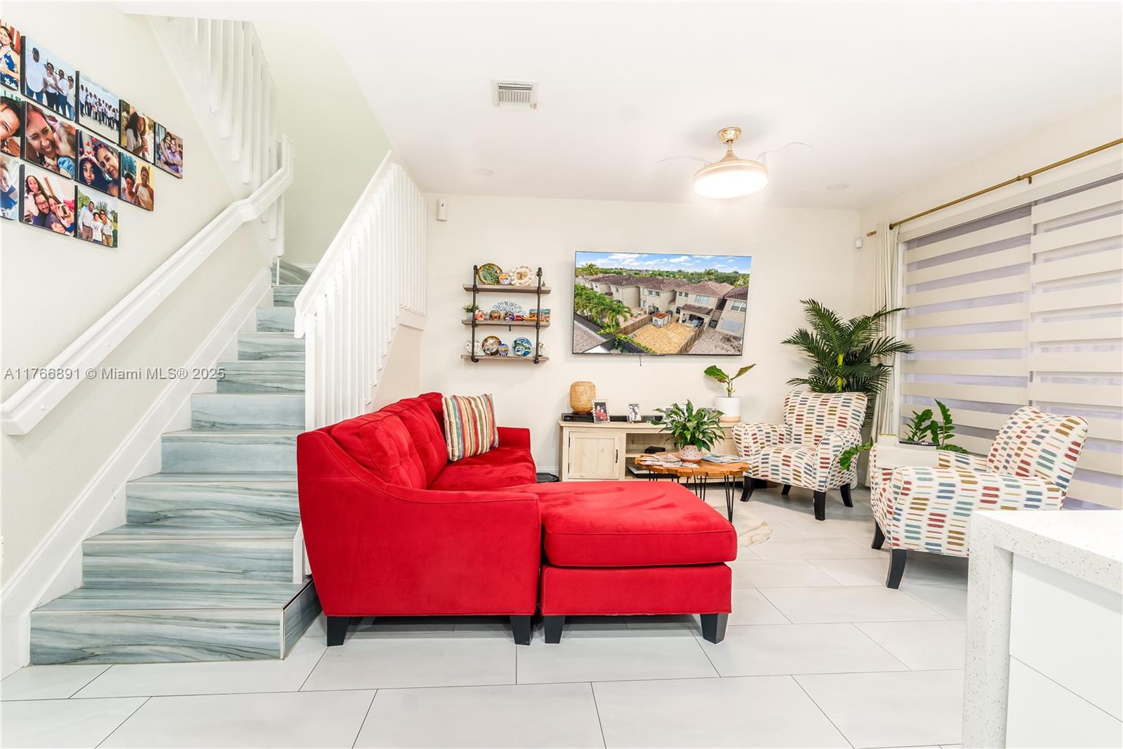 920 Southwest 154th Path Miami, FL 33194 - Photo 6 of 48