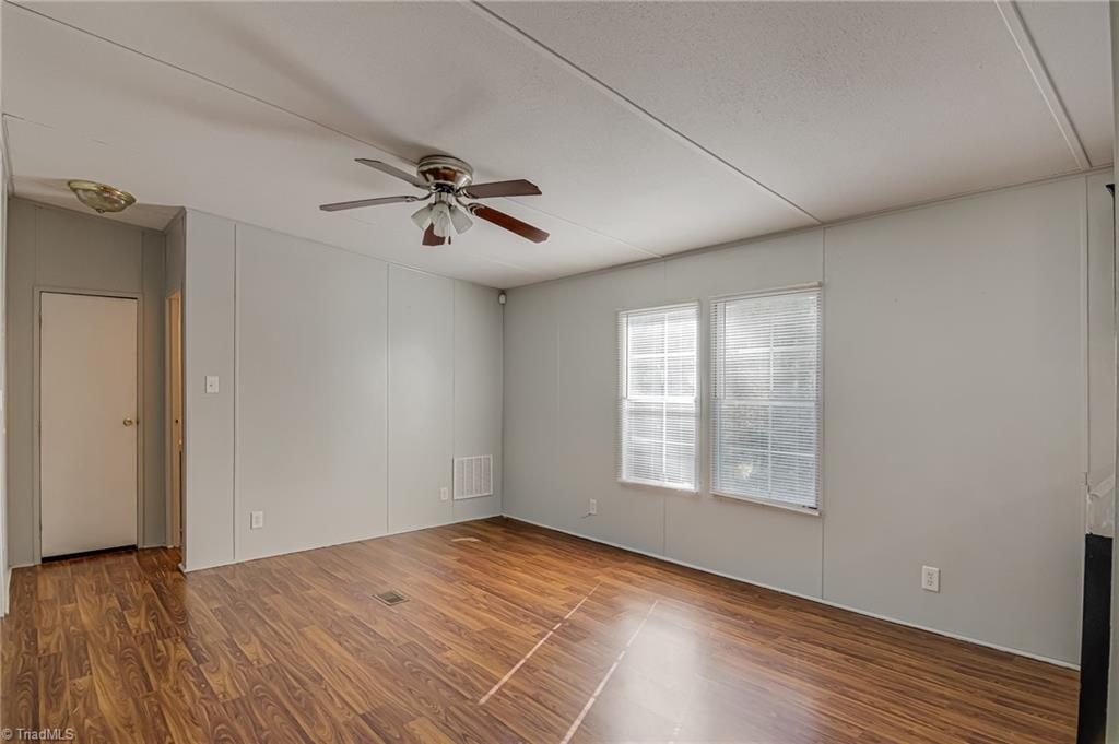 1035 Willie Place Road Walnut Cove, NC 27052 - Photo 5 of 26