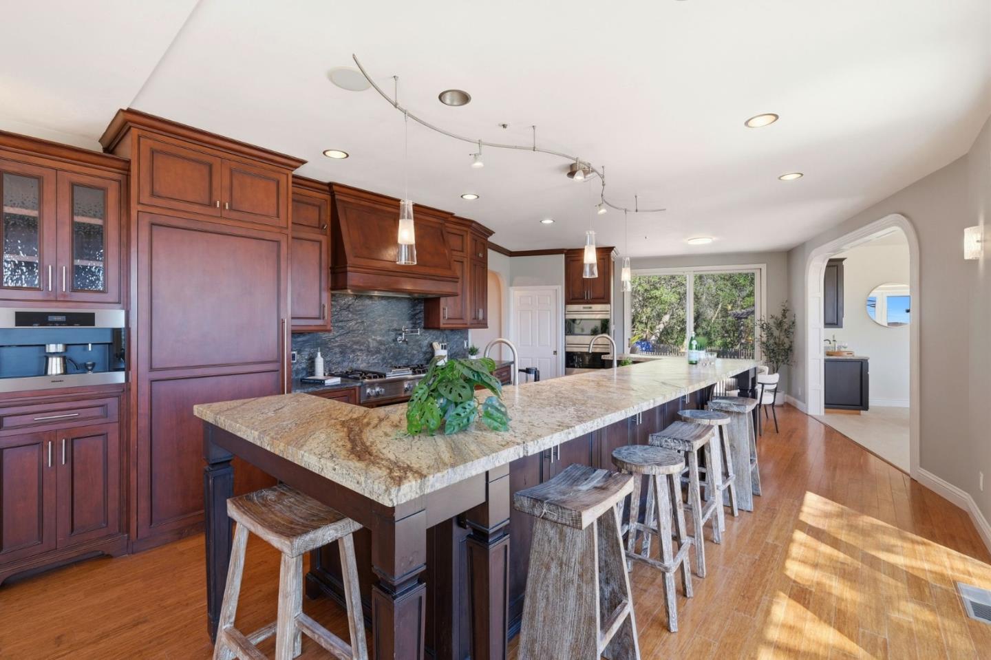 380 Mockingbird Ridge Road Watsonville, CA 95076 - Photo 20 of 67