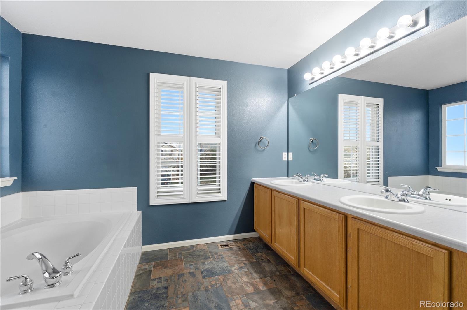 4093 South Riviera Street Aurora, CO 80018 - Photo 20 of 39