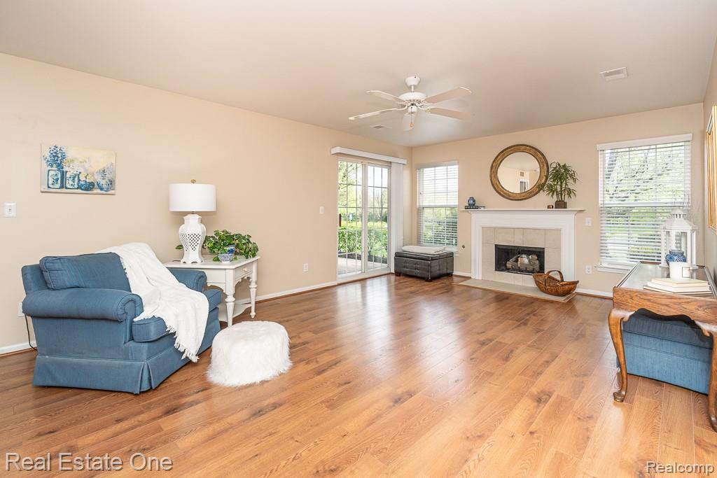3544 Oakmonte Boulevard Rochester, MI 48306 - Photo 4 of 27