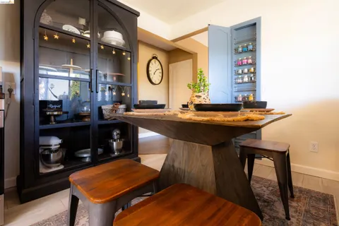 $488,000 | 11 Fairview Avenue, Vallejo, CA 94590