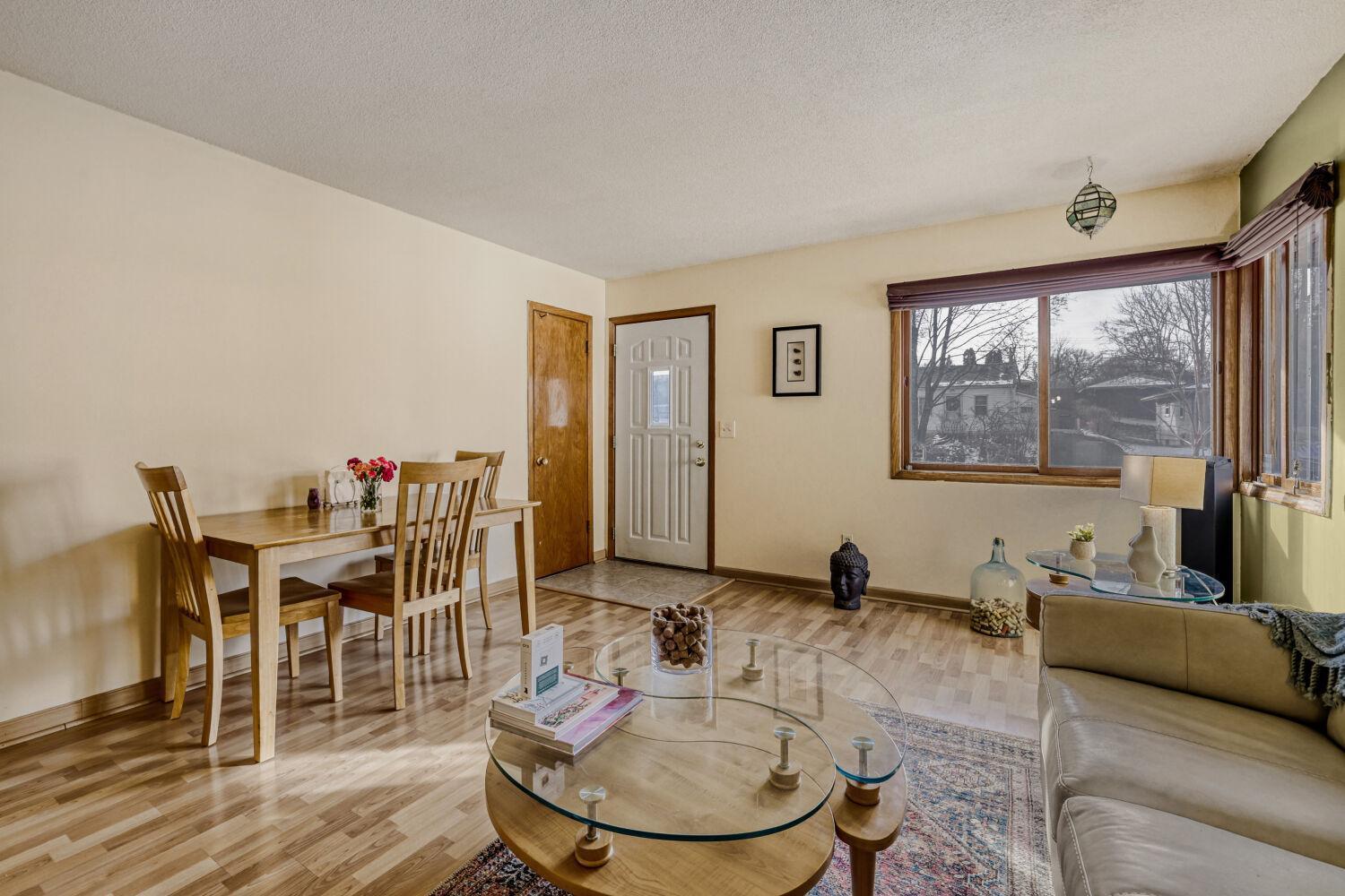 565 Hugo Street Northeast Fridley, MN 55432 - Photo 7 of 29