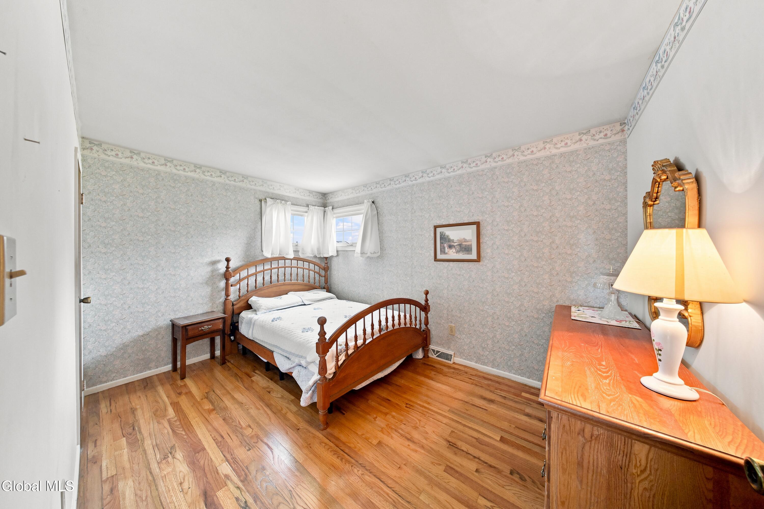 2 O'neil Street Troy, NY 12180 - Photo 14 of 34 14