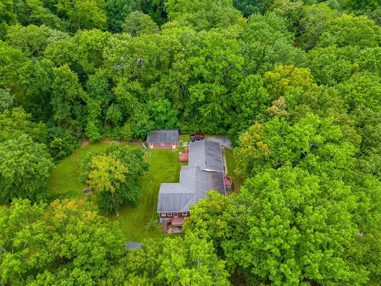 855 Hickory Drive Pulaski, TN 38478 - Photo 43 of 57 an aerial view of a house with yard and outdoor seating