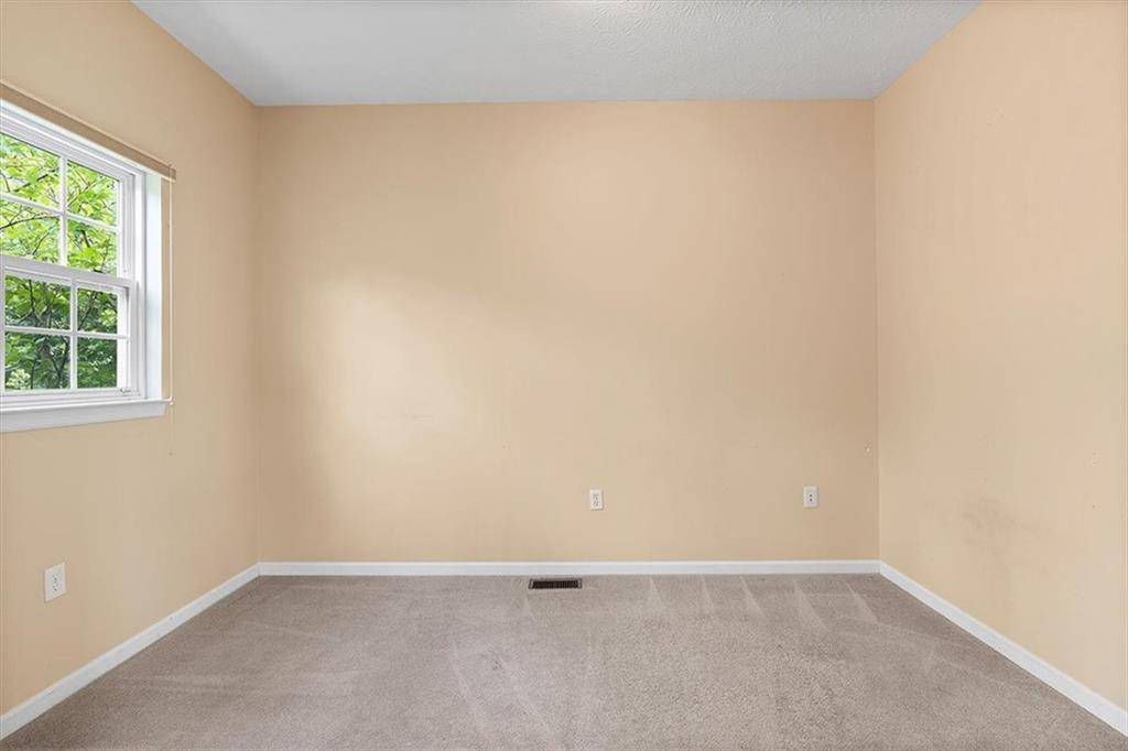 165 Lori Road Gibsonia, PA 15044 - Photo 15 of 40 Gallery Image 15