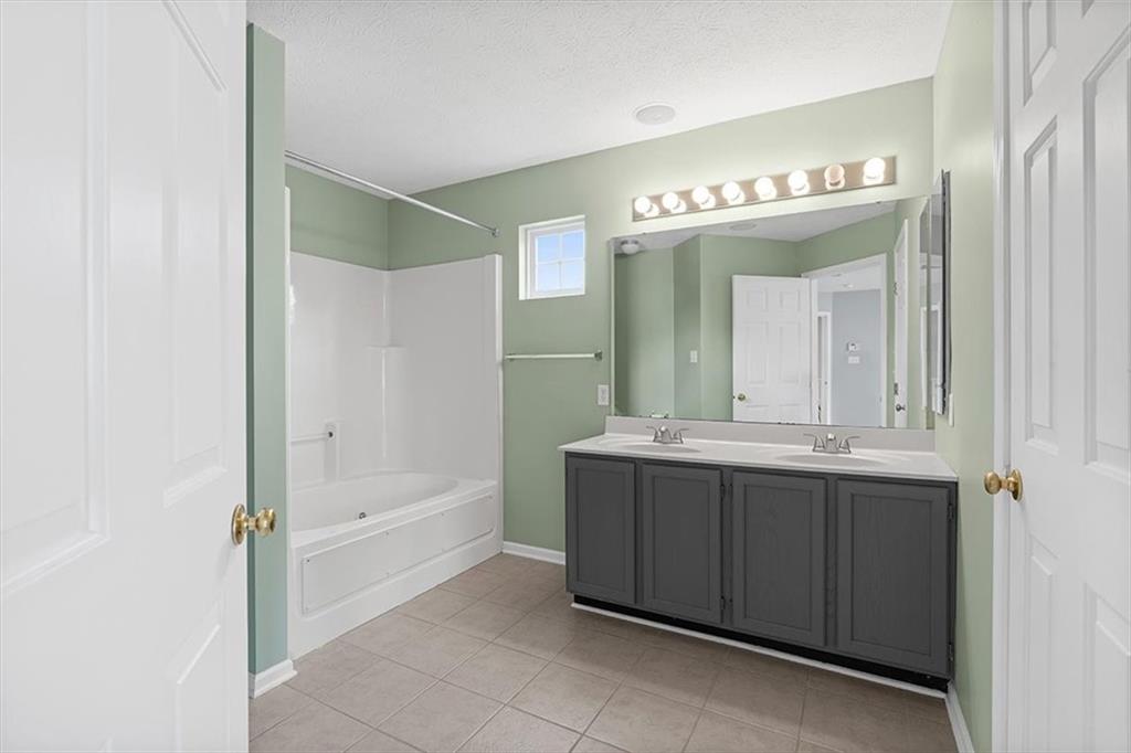 165 Lori Road Gibsonia, PA 15044 - Photo 22 of 40 Gallery Image 22