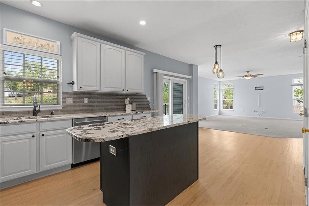 165 Lori Road Gibsonia, PA 15044 - Photo 10 of 40 Gallery Image 10
