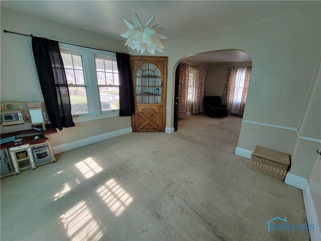 3852 Maxwell Road Toledo, OH 43613 - Photo 7 of 21 Gallery Image 7