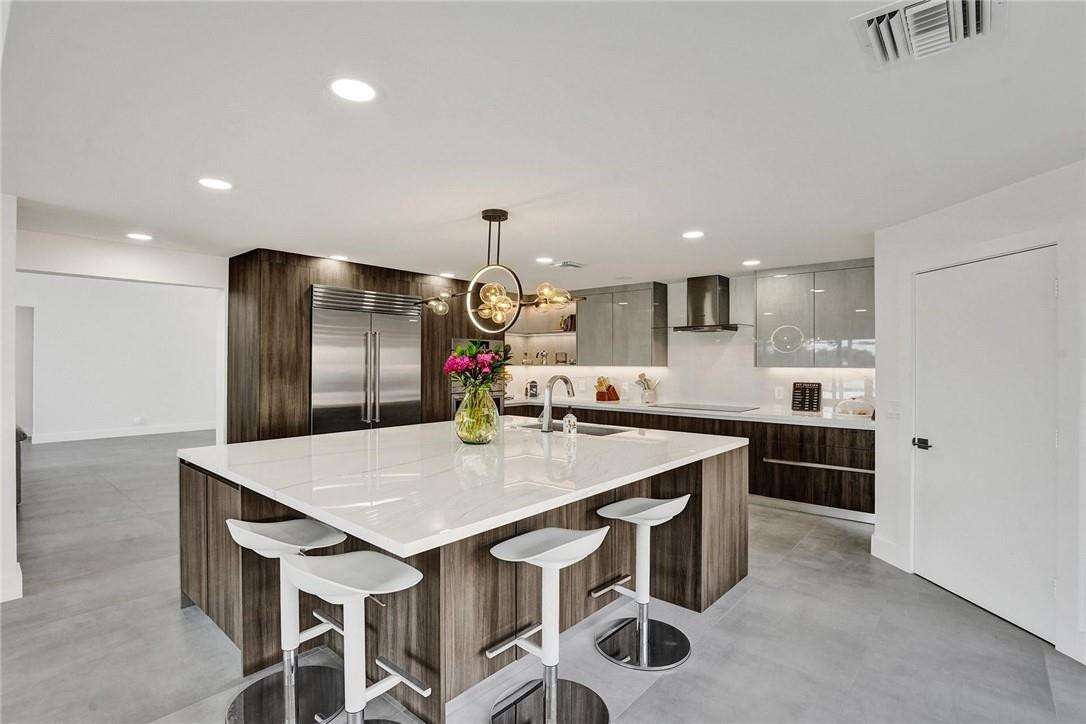 12355 Rockledge Circle Boca Raton, FL 33428 - Photo 8 of 38 Photo 8