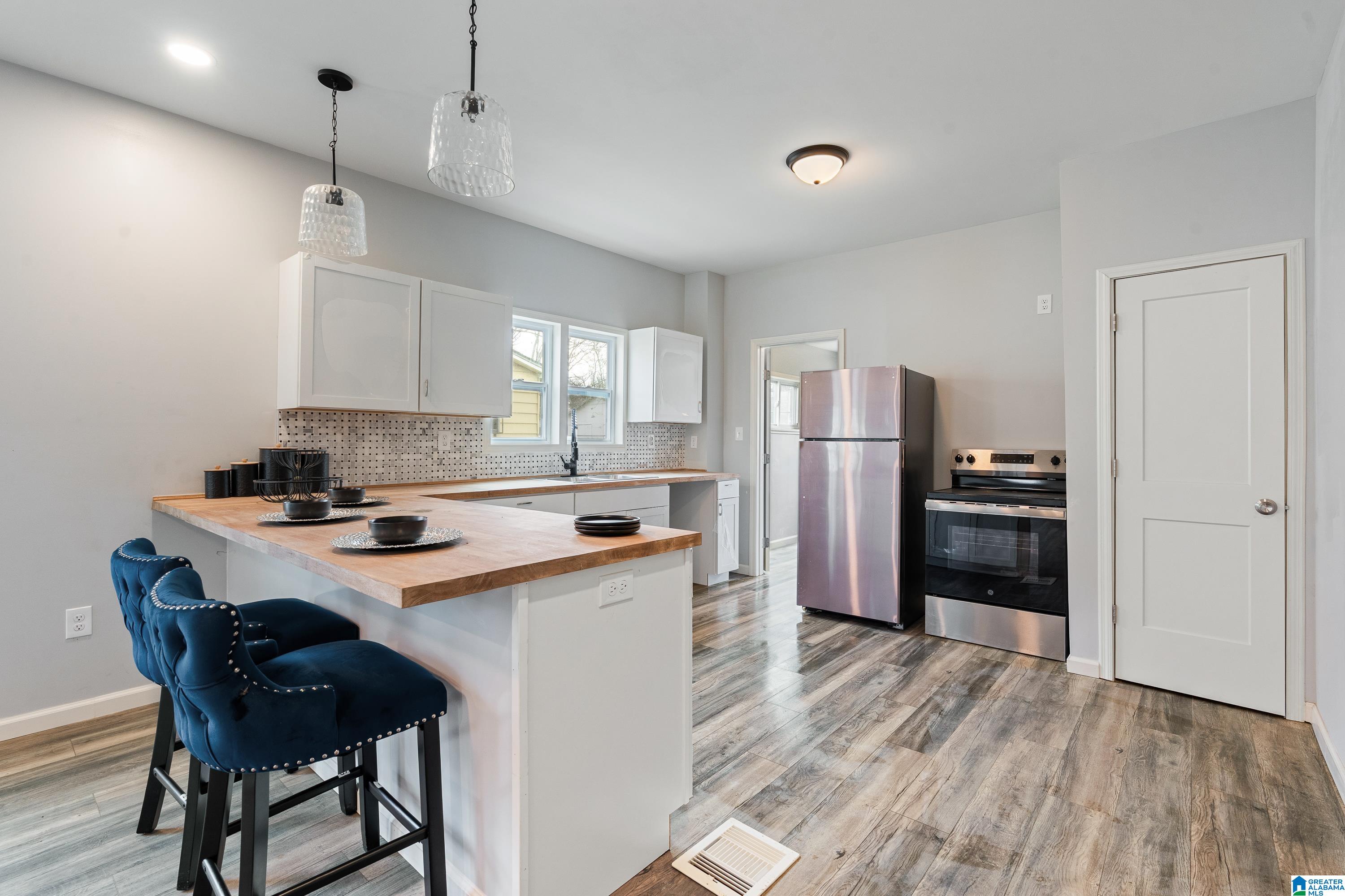 809 6th Way Birmingham, AL 35214 - Photo 9 of 30