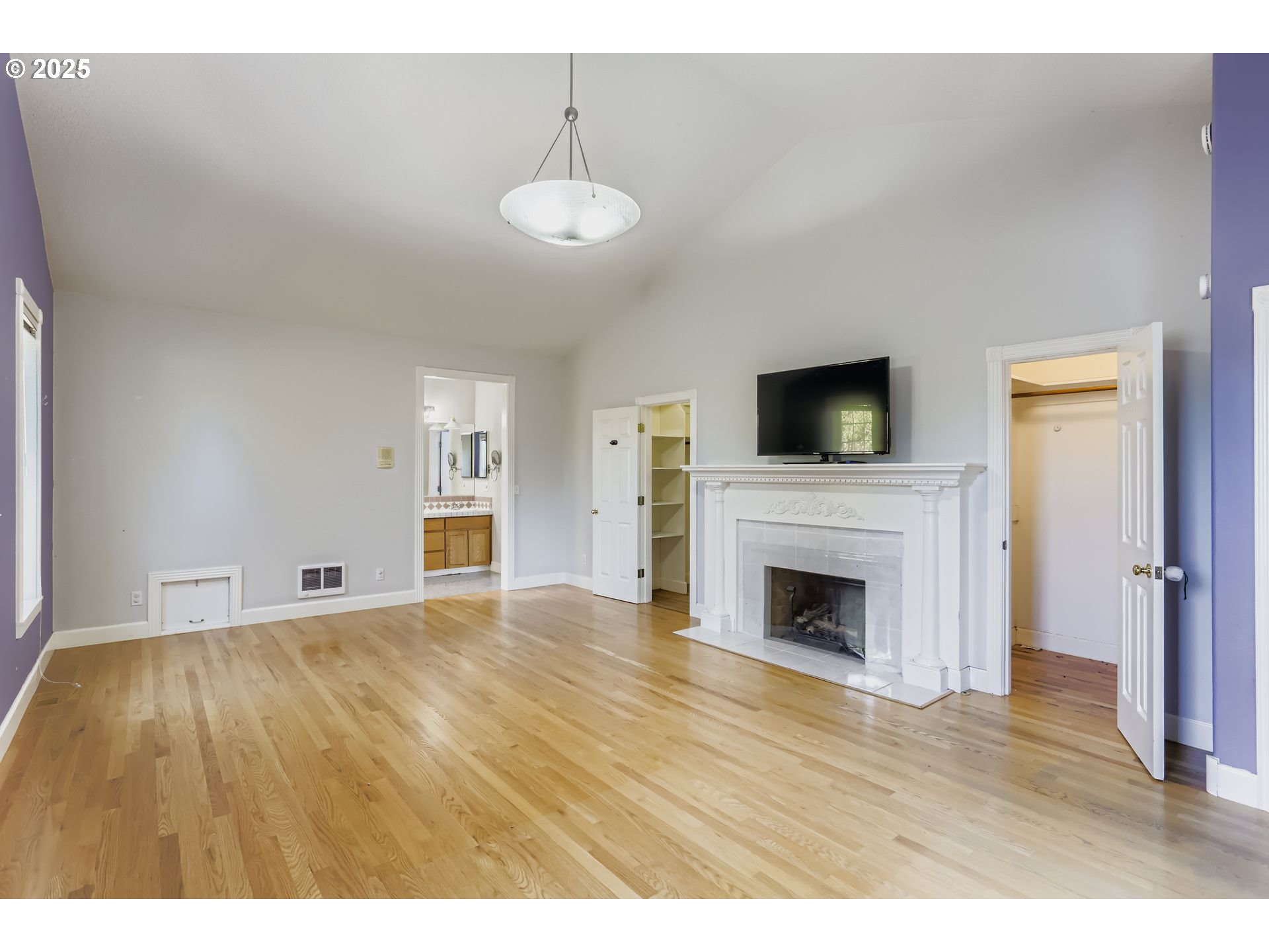 11939 Southwest Walker Road Beaverton, OR 97005 - Photo 14 of 31 Gallery Image 14