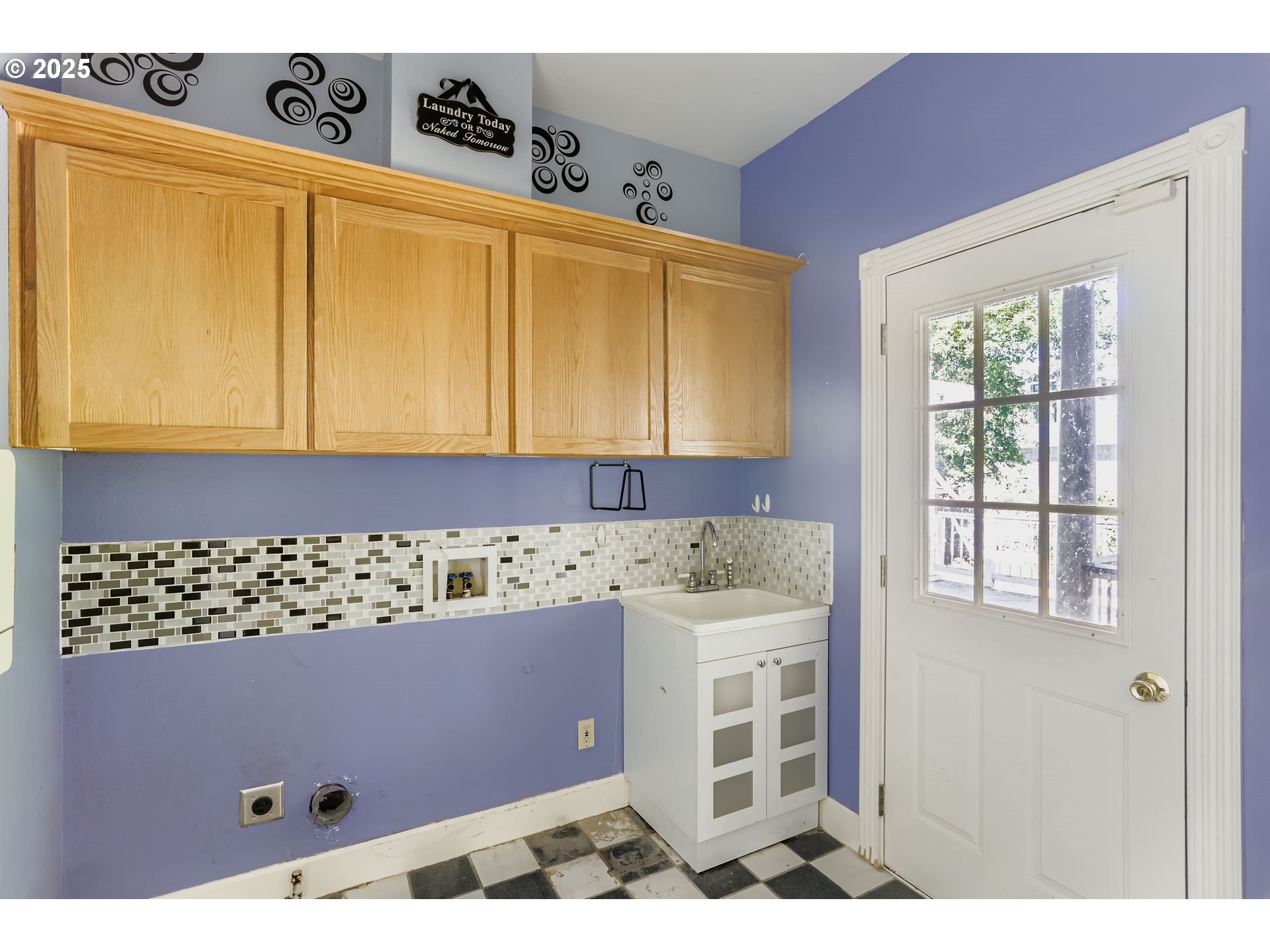 11939 Southwest Walker Road Beaverton, OR 97005 - Photo 23 of 31 Gallery Image 23