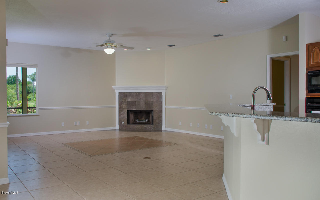 4680 Canard Road Melbourne, FL 32934 - Photo 11 of 40 013_thelmadiazestate