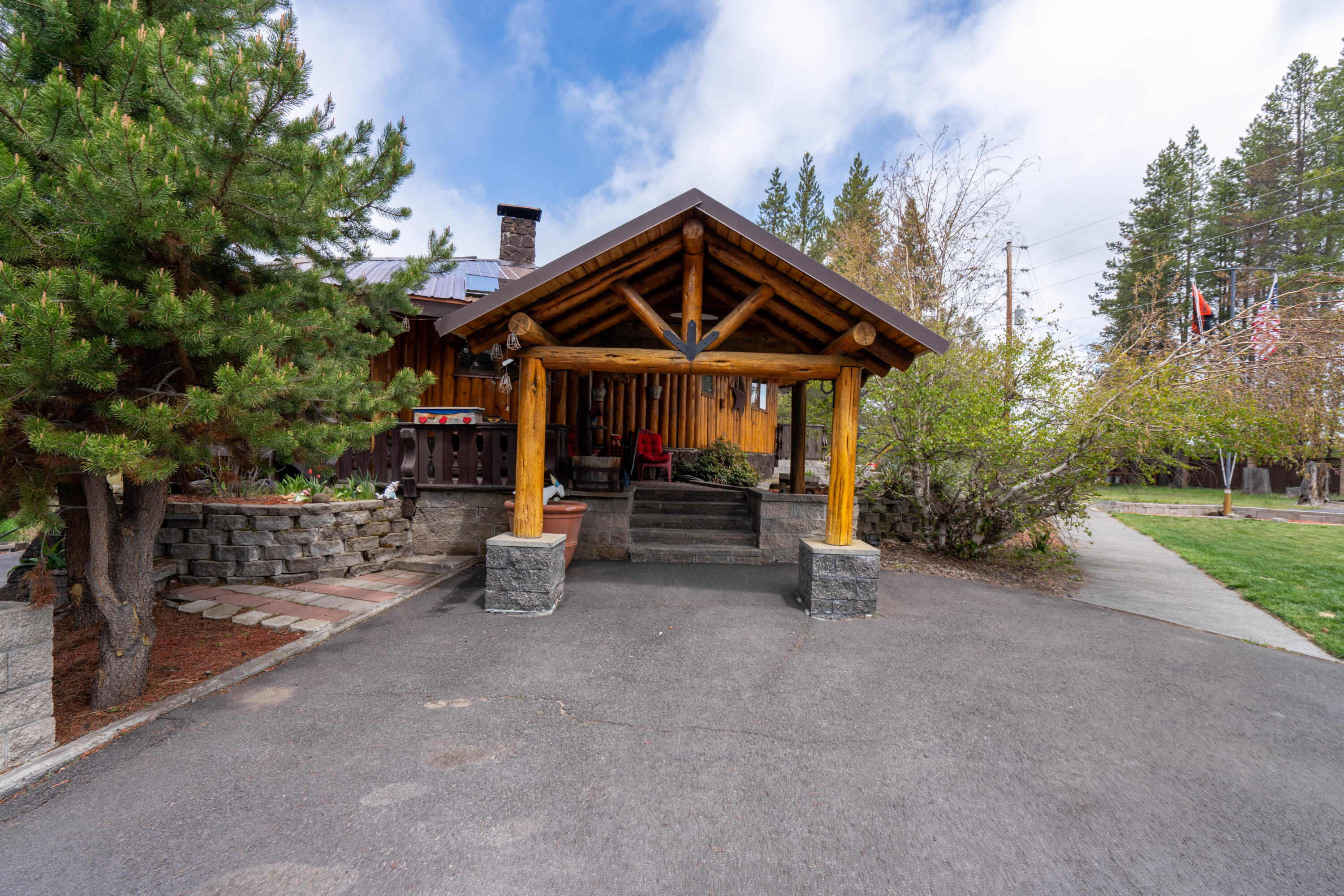 54651 Huntington Road Bend, OR 97707 - Photo 1 of 64 DSC07904-HDR-2