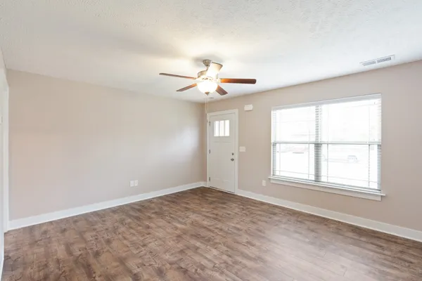 $350,000 | 2330 Red Barn Road, Christiana, TN 37037
