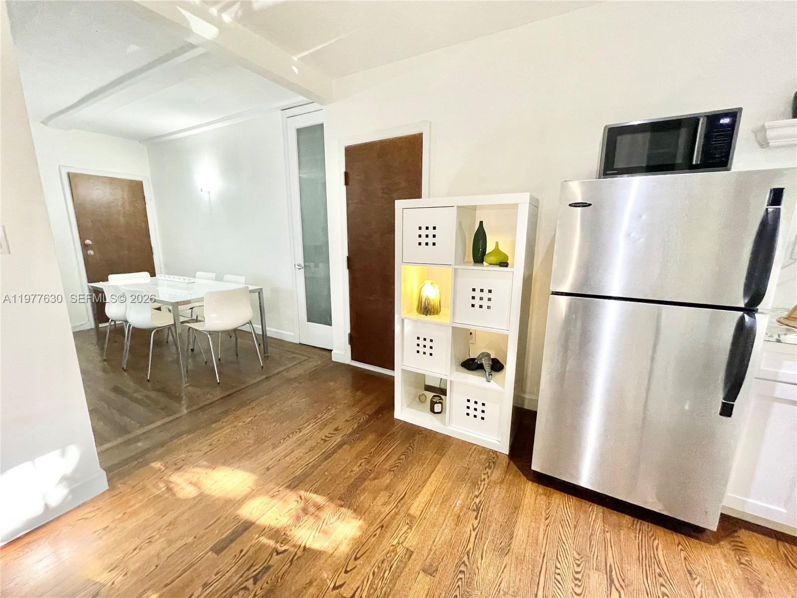 439 15th Street, Unit 18 Miami Beach, FL 33139 - Photo 11 of 19