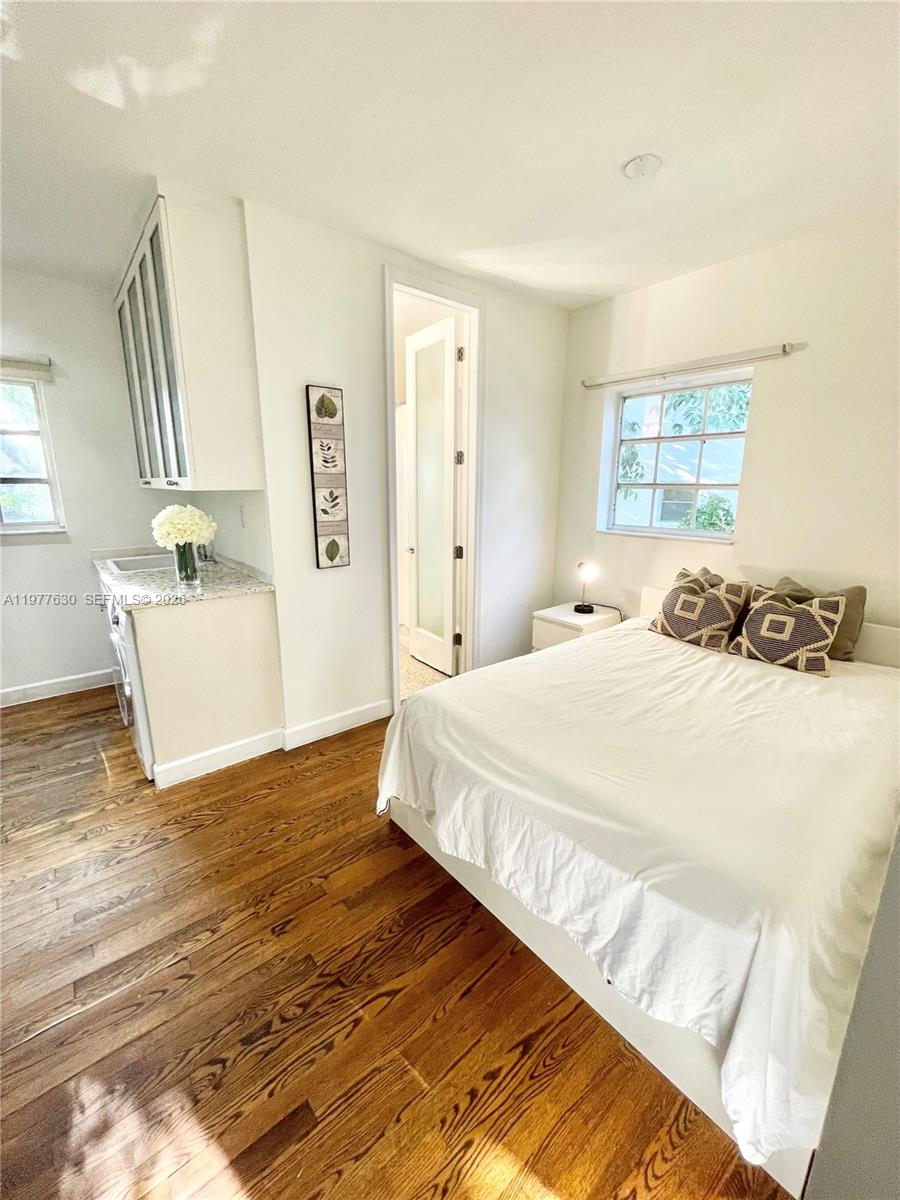 439 15th Street, Unit 18 Miami Beach, FL 33139 - Photo 16 of 19