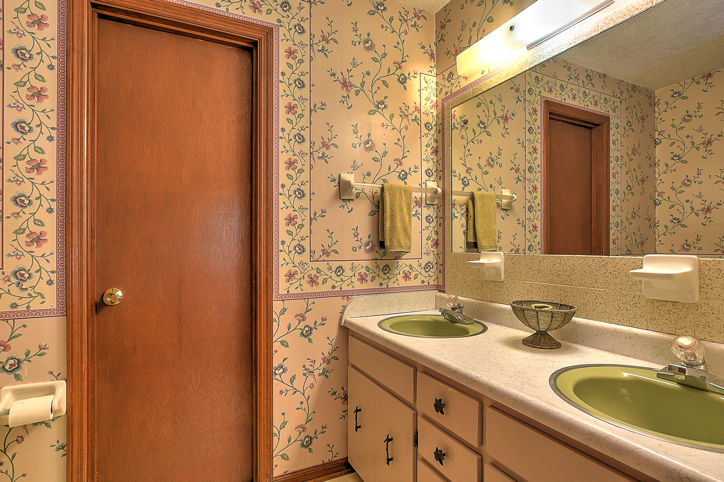 328 Lynn Road Johnson City, TN 37604 - Photo 13 of 28 328 Lynn Rd-16