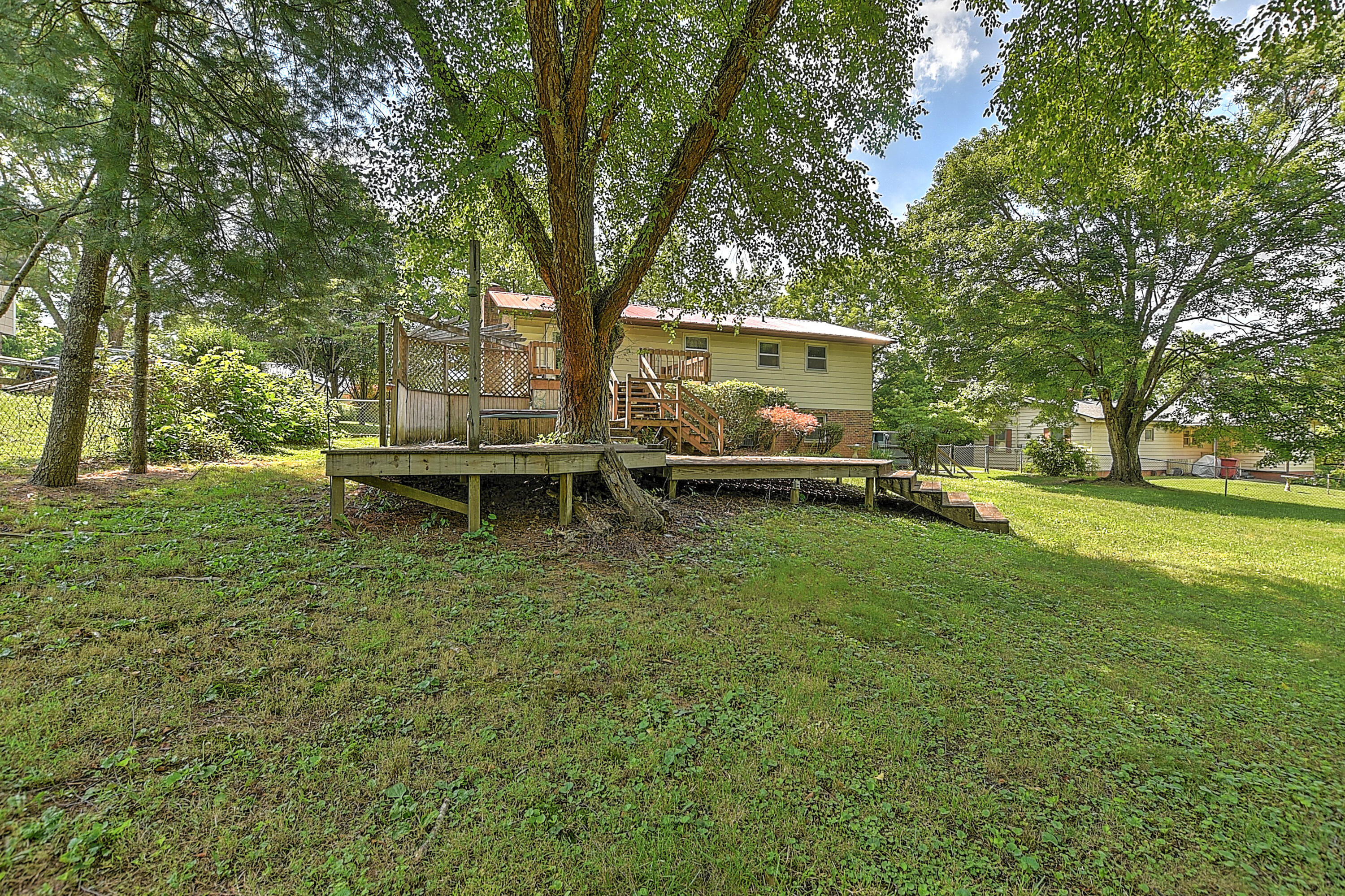 328 Lynn Road Johnson City, TN 37604 - Photo 25 of 28 328 Lynn Rd-29