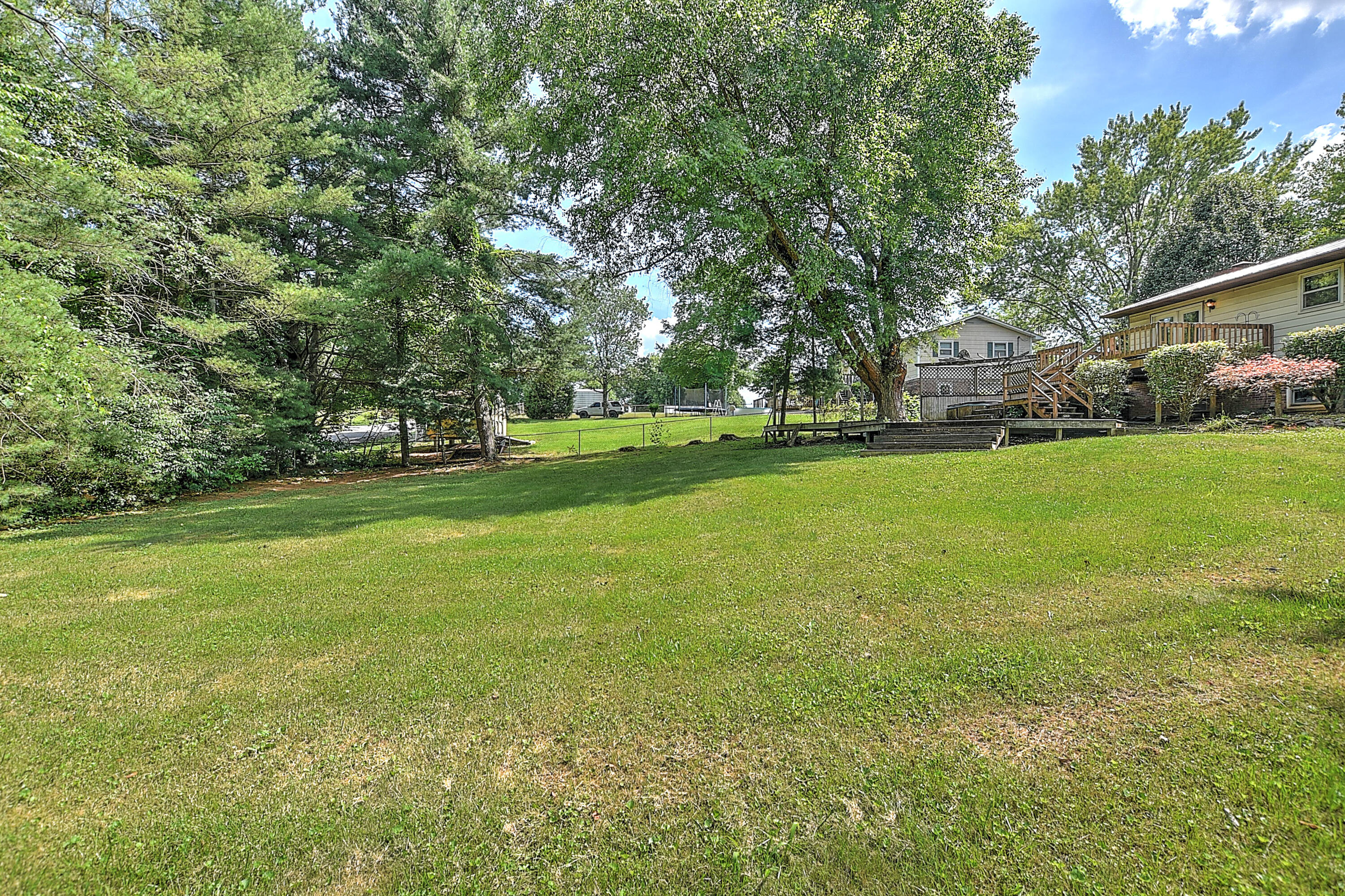 328 Lynn Road Johnson City, TN 37604 - Photo 28 of 28 328 Lynn Rd-32