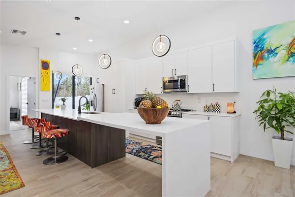 $3,850 | 7520 North Coolidge Avenue, Tampa, FL 33614