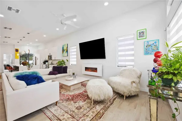 $3,850 | 7520 North Coolidge Avenue, Tampa, FL 33614