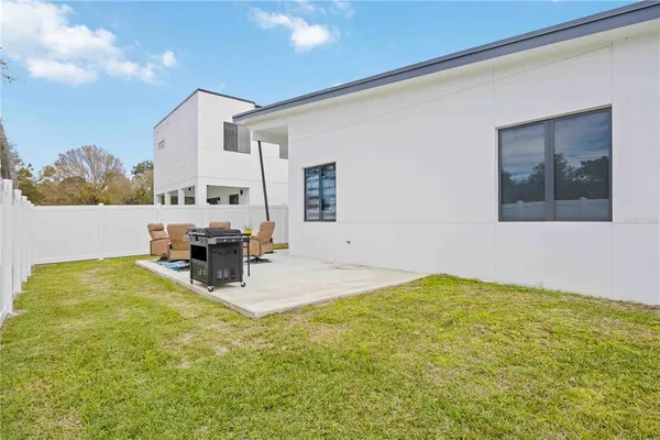 $3,850 | 7520 North Coolidge Avenue, Tampa, FL 33614