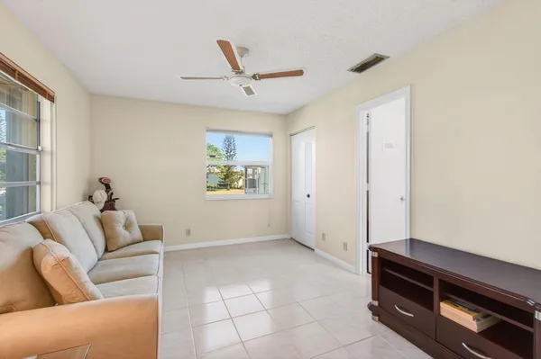 $140,000 | 1721 Northwest 20th Avenue, Unit 201, Delray Beach, FL 33445