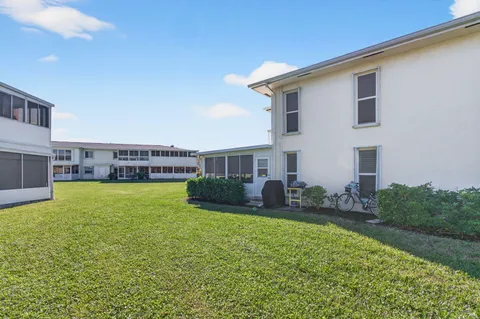$140,000 | 1721 Northwest 20th Avenue, Unit 201, Delray Beach, FL 33445