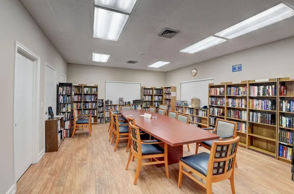 $140,000 | 1721 Northwest 20th Avenue, Unit 201, Delray Beach, FL 33445