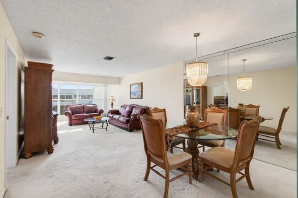 $140,000 | 1721 Northwest 20th Avenue, Unit 201, Delray Beach, FL 33445