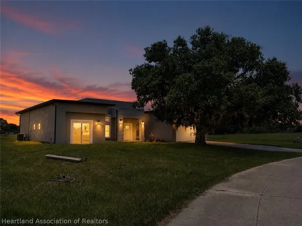 $469,000 | 6805 Heavitree Drive, Sebring, FL 33876