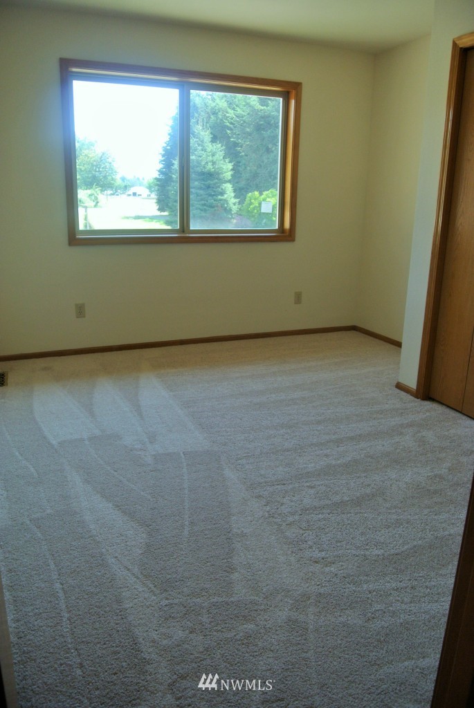 7009 Mission Road Everson, WA 98247 - Photo 18 of 24