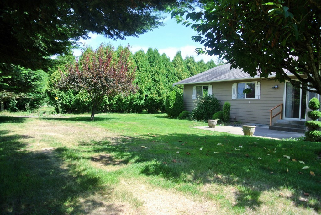 7009 Mission Road Everson, WA 98247 - Photo 5 of 24