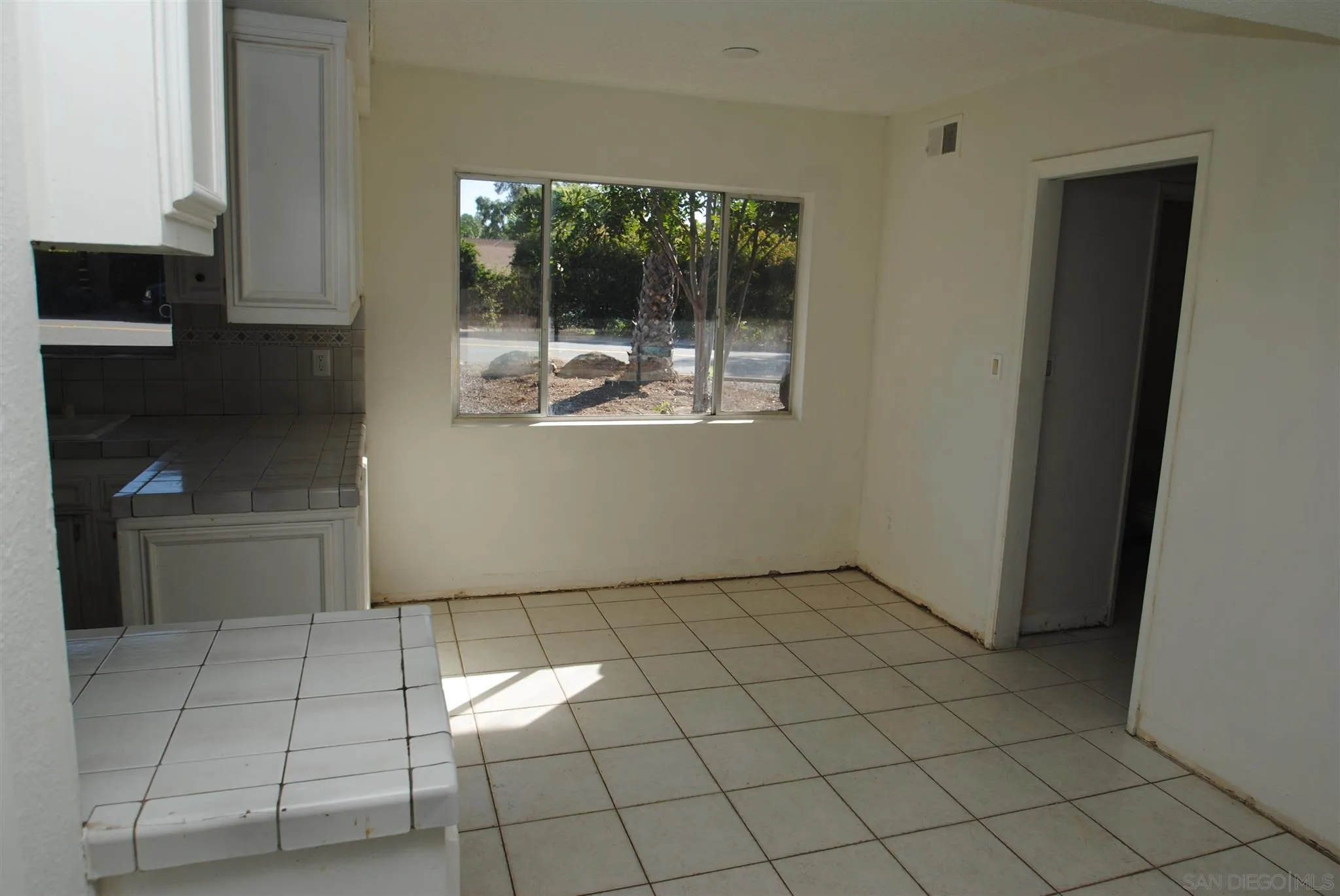 4826 New Ranch Road El Cajon, CA 92020 - Photo 6 of 19