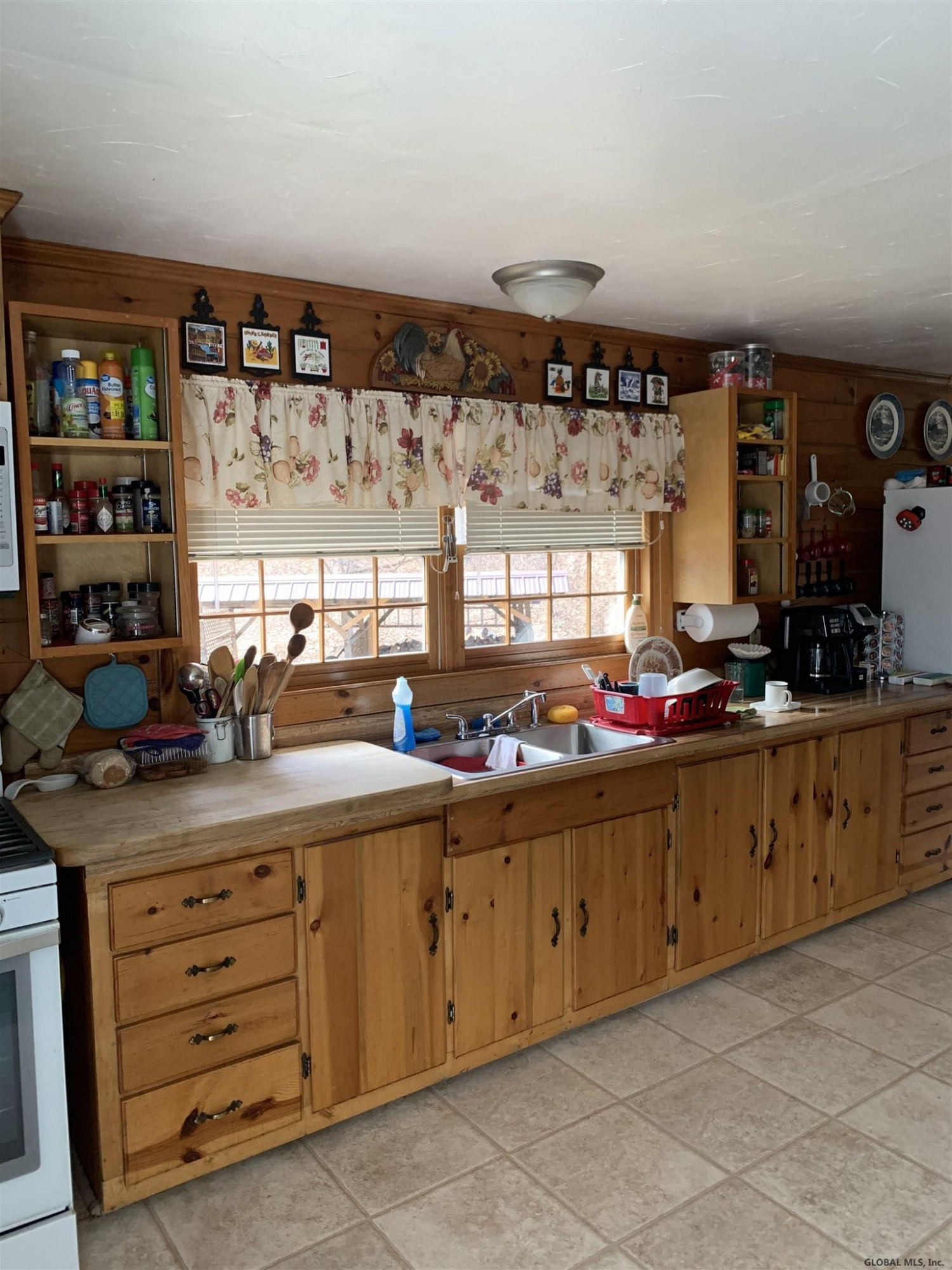 277 Tracey Road Ravena, NY 12143 - Photo 13 of 25 Photo 13