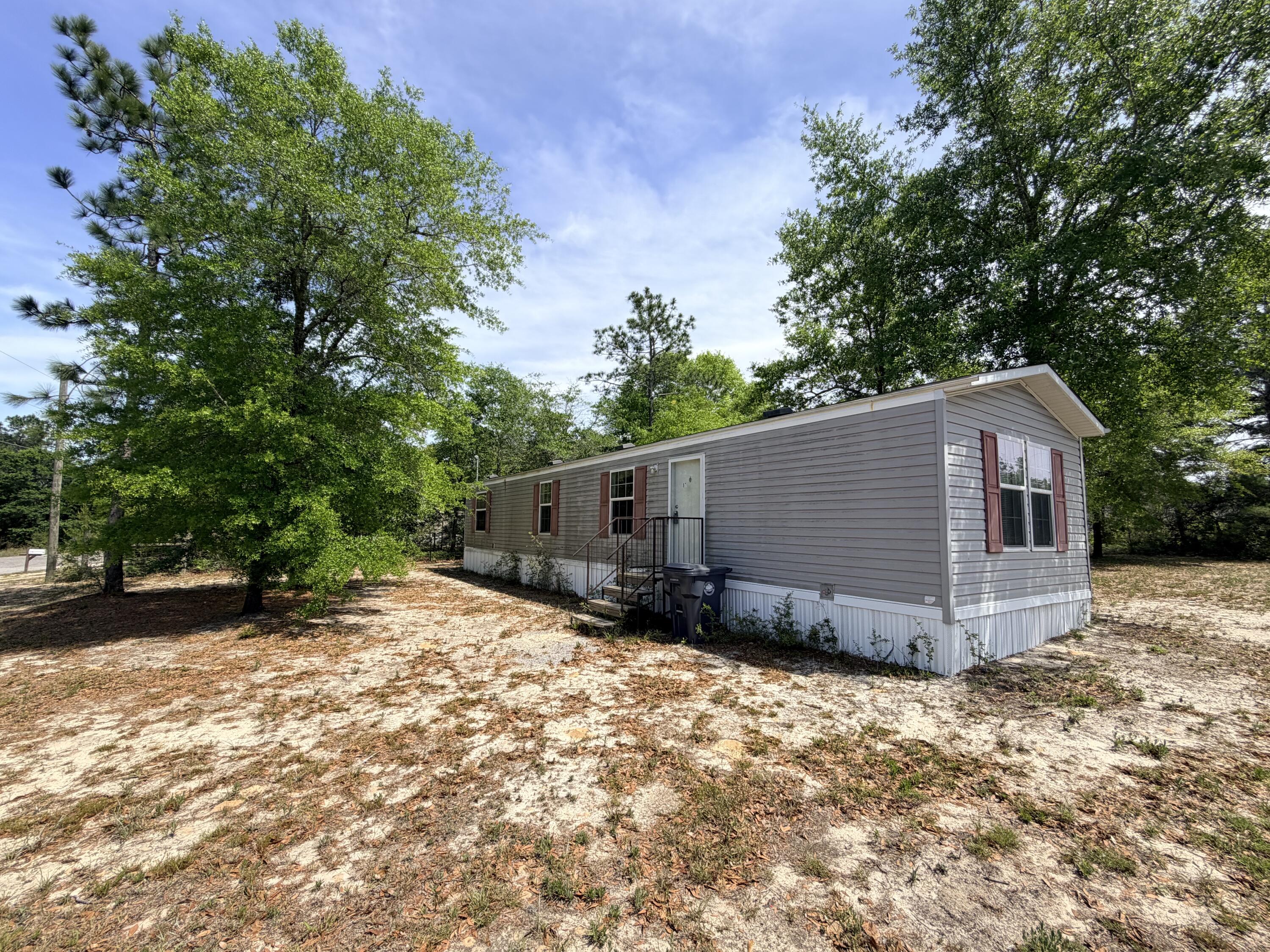 87 Pinetree Lane DeFuniak Springs, FL 32433 - Photo 2 of 28 87 Pinetree Lane, DeFuniak Springs, FL