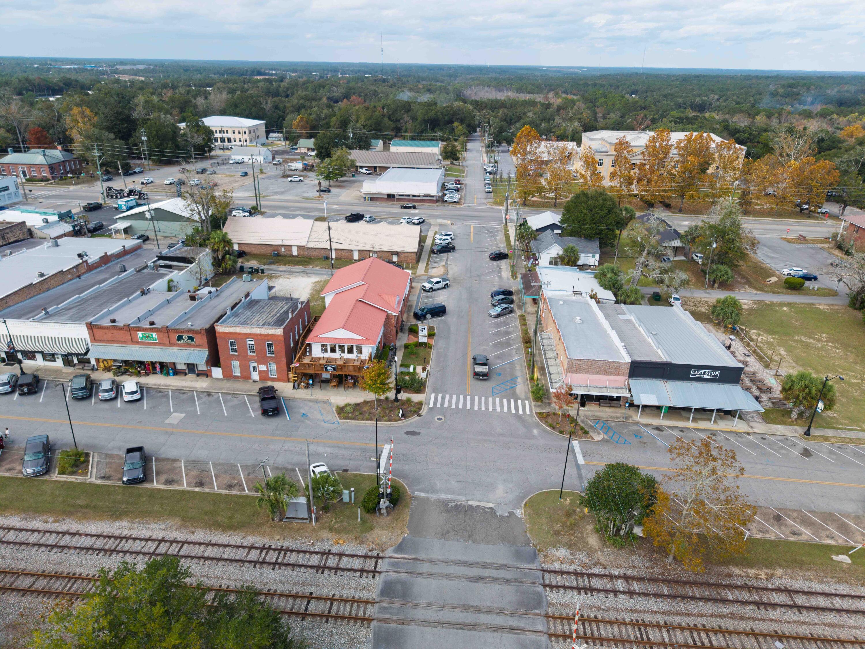 87 Pinetree Lane DeFuniak Springs, FL 32433 - Photo 23 of 28 87 Pinetree Lane, DeFuniak Springs, FL