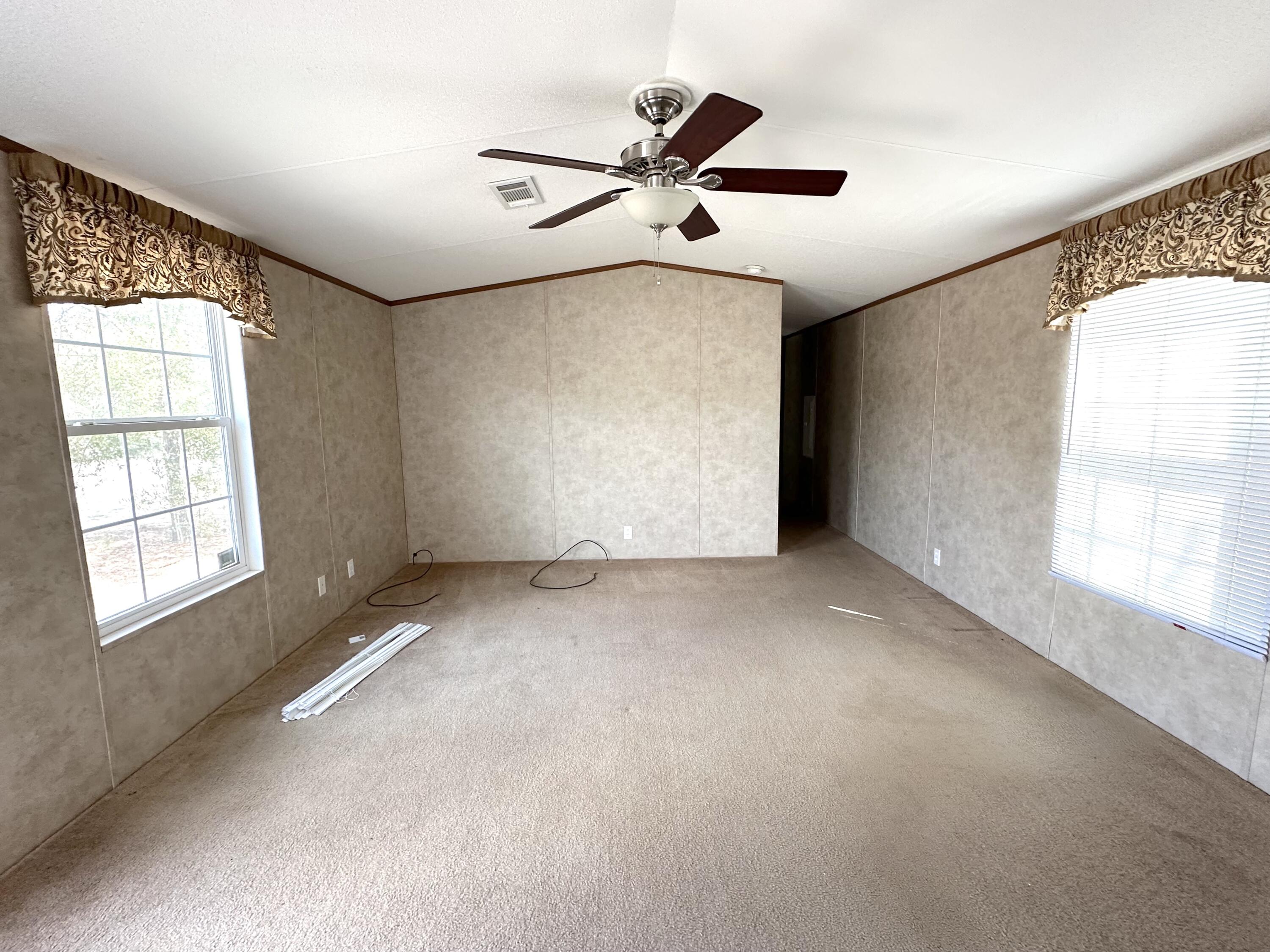 87 Pinetree Lane DeFuniak Springs, FL 32433 - Photo 7 of 28 87 Pinetree Lane, DeFuniak Springs, FL