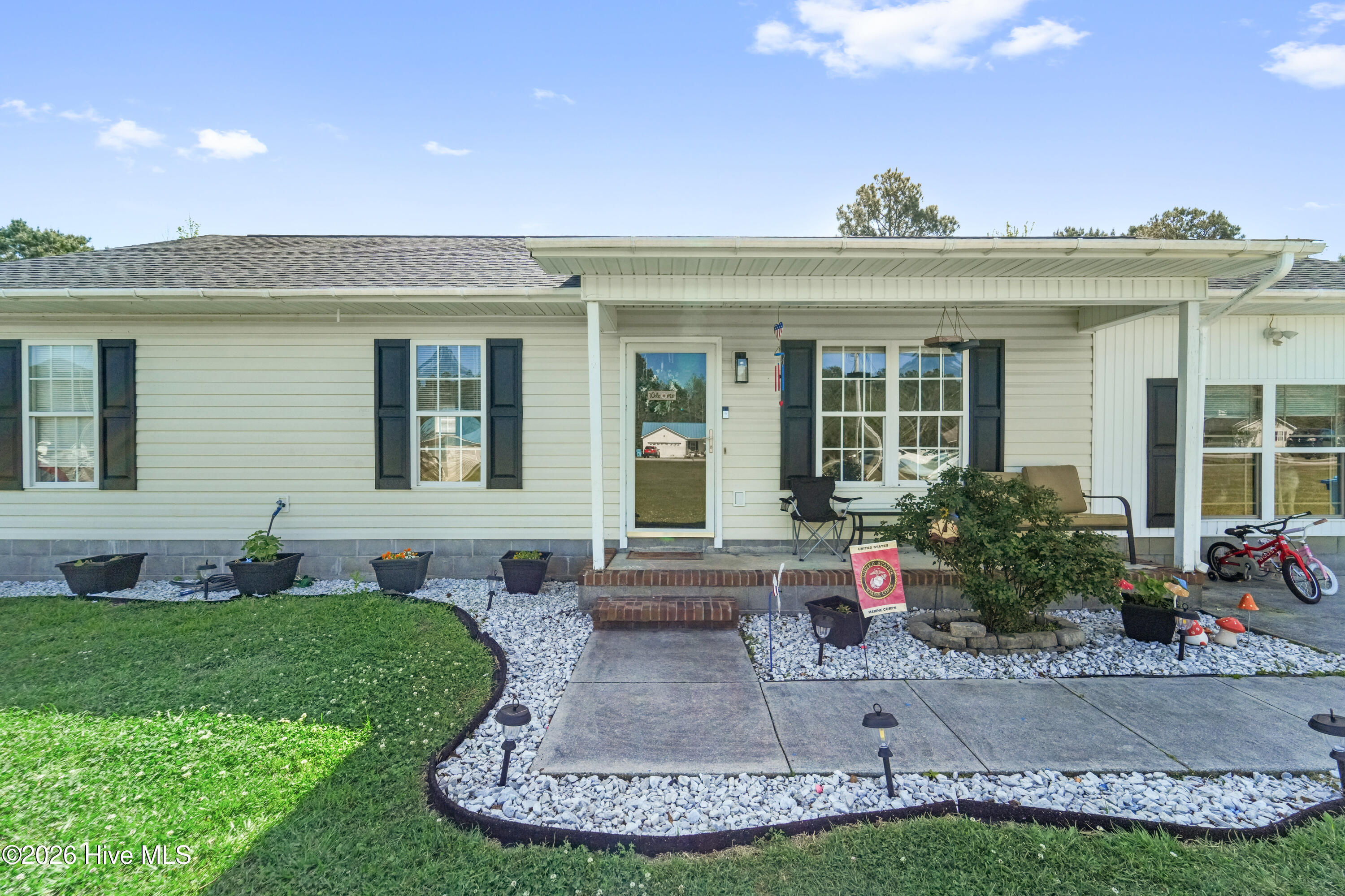 185 Liberty Park Road Jacksonville, NC 28540 - Photo 1 of 36