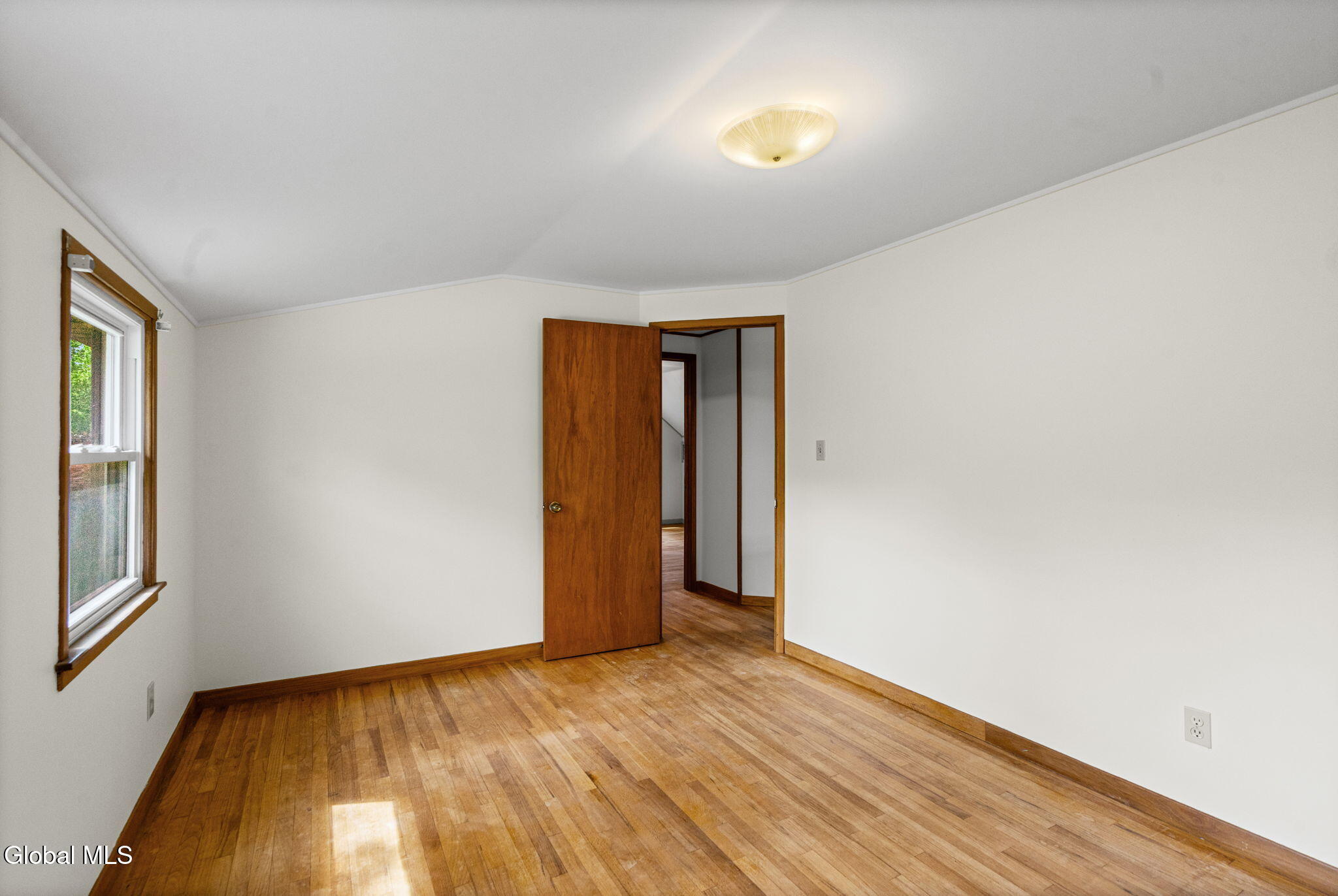 1246 Sumner Avenue Schenectady, NY 12309 - Photo 17 of 37 10-web-or-mls-1246-sumner-ave