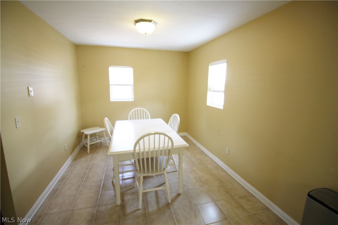 30240 Powell Road Willowick, OH 44095 - Photo 6 of 20