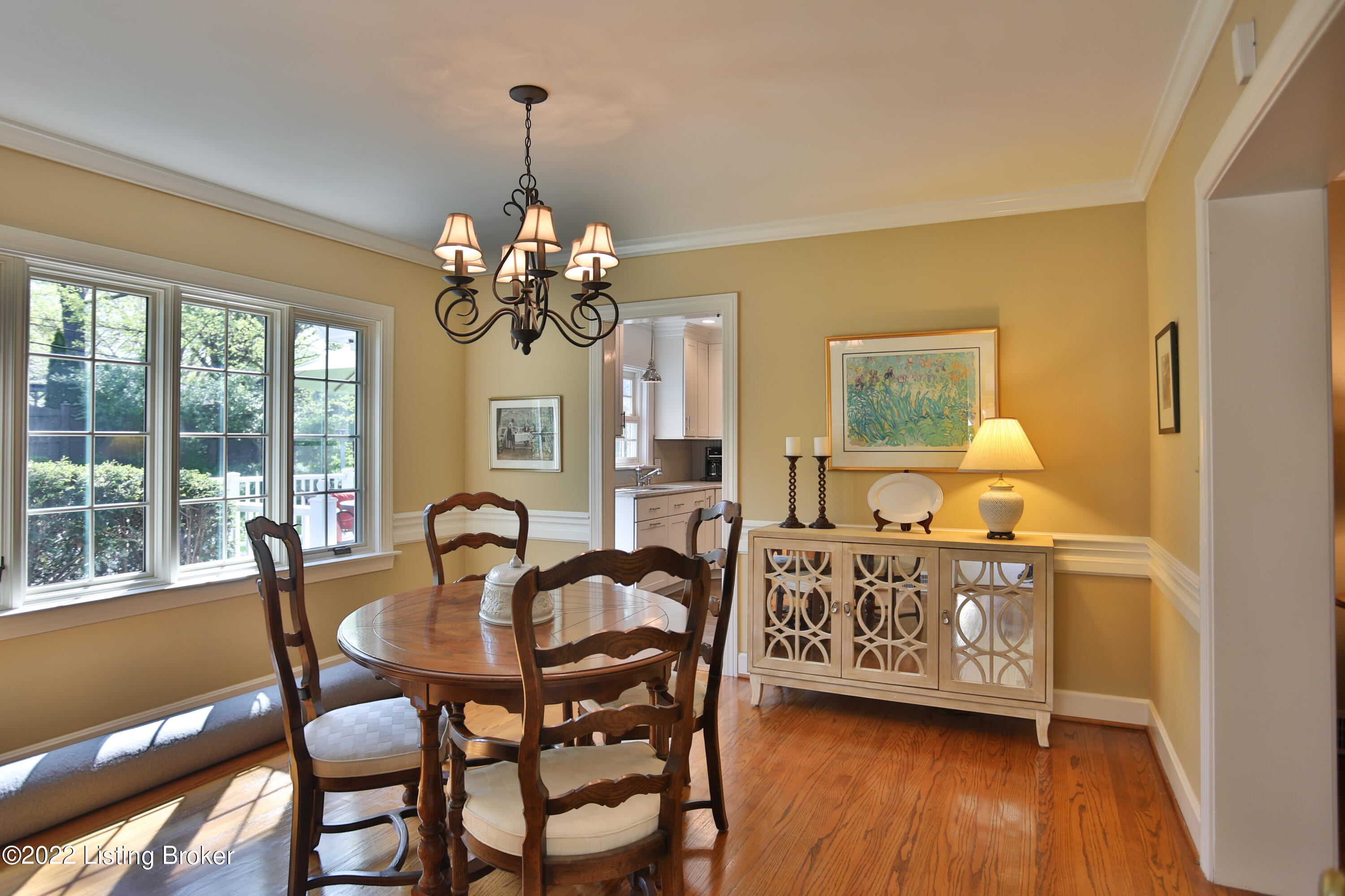 705 Antrim Road Louisville, KY 40207 - Photo 8 of 38 Dining Room