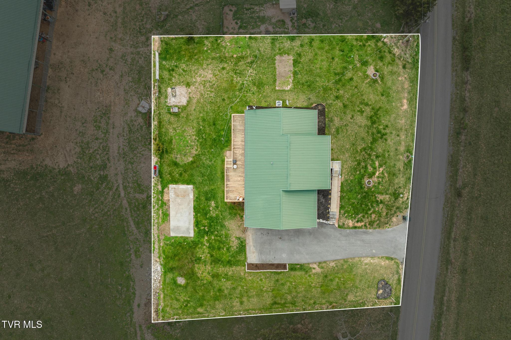 160 Logan Chapel Road Fall Branch, TN 37656 - Photo 15 of 59 DJI_0587_1