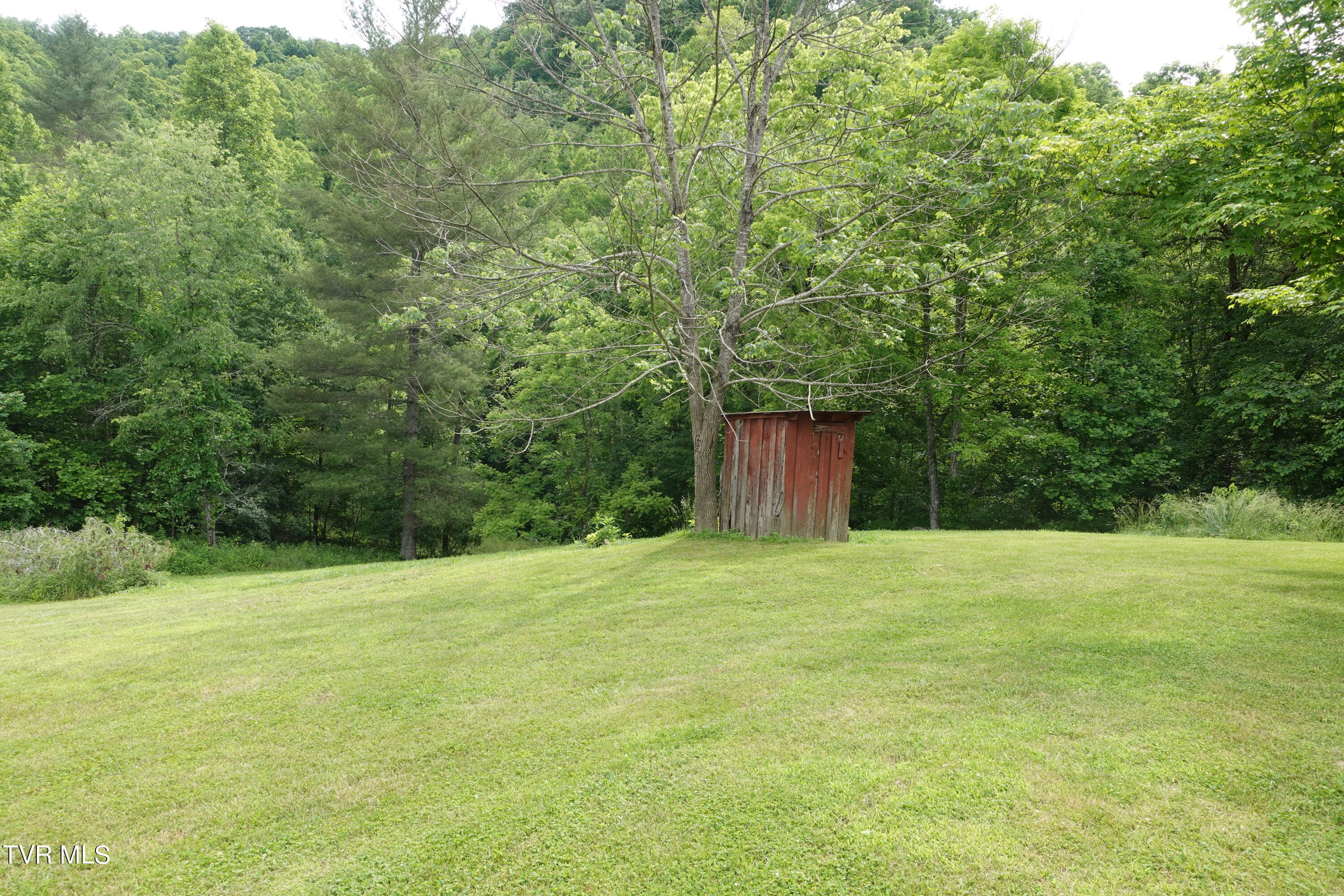 639 Dream Farm Road Birchleaf, VA 24220 - Photo 131 of 153 DSC00359