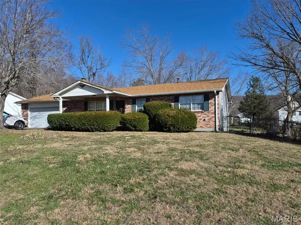 $170,000 | 308 McCune Street, Pilot Knob, MO 63663