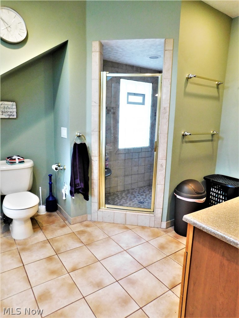 6085 Manchester Road Parma, OH 44129 - Photo 18 of 30