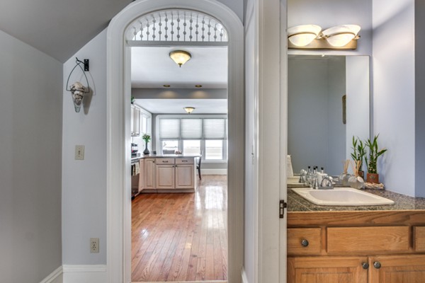 9 Shaw Road Swampscott, MA 01907 - Photo 13 of 23 Gallery Image 13